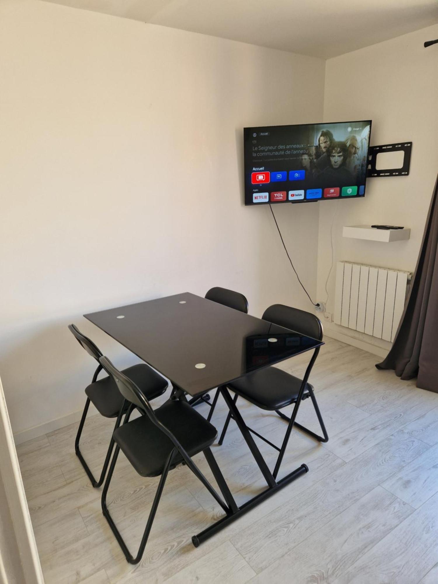 Appartement Avec Terrasse Saint Laurent De La Salanque Ngoại thất bức ảnh